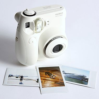 Fujifilm's Instax Camera Mini - The Answer to the Polaroid