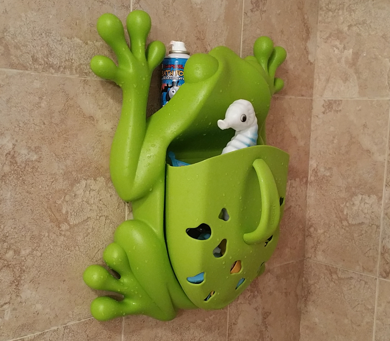 Frog Pod Bath Toy Scoop by Boon