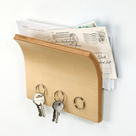 Umbra Magnetter Hook-less Key Holder